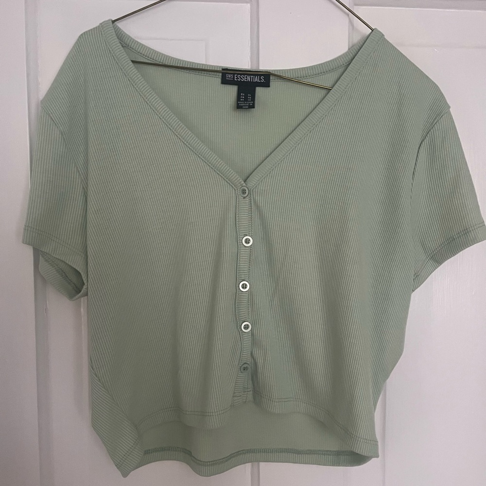 SWS Essentials women’s crop top
